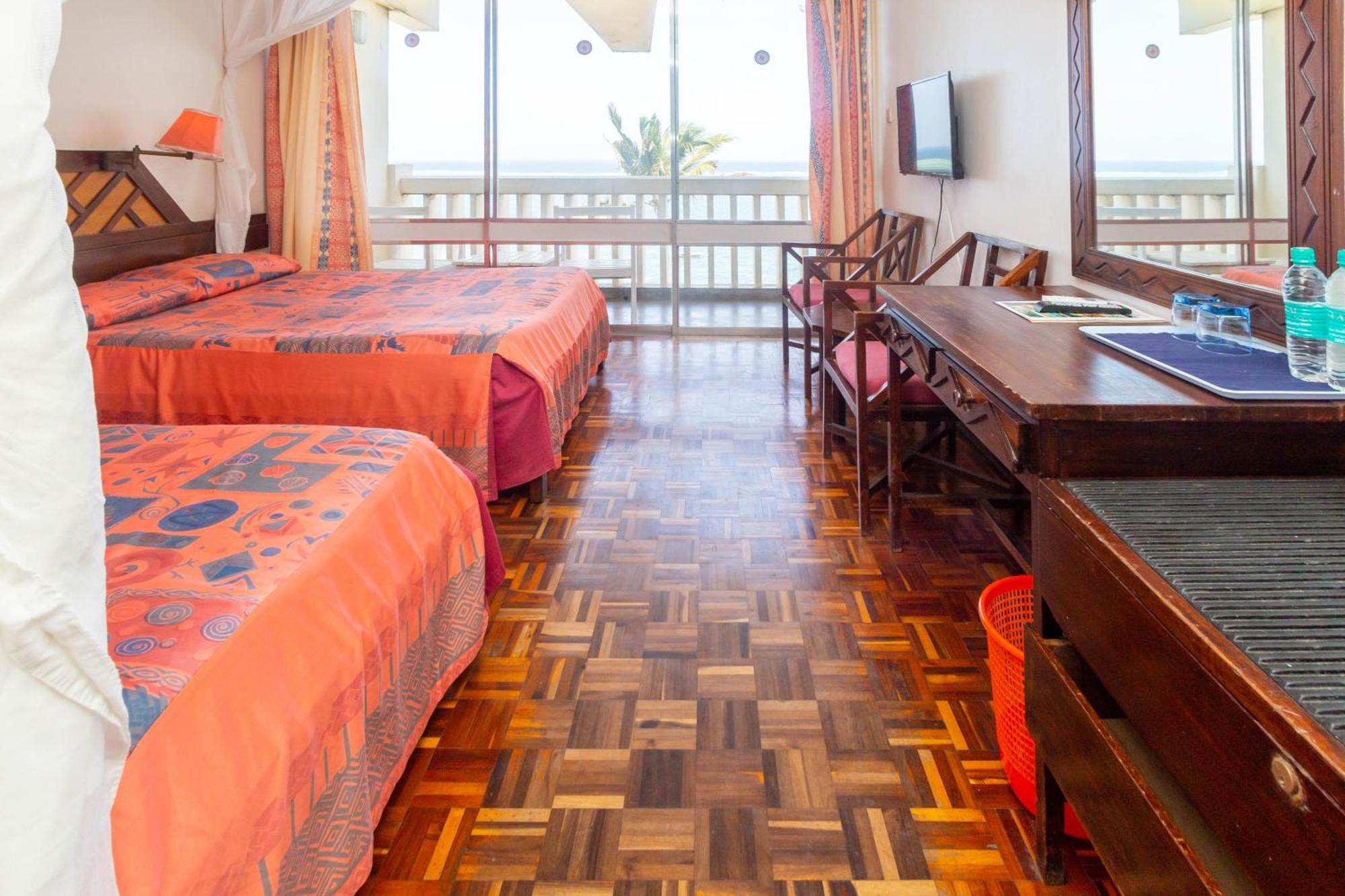 Mombasa Beach Hotel Exterior photo